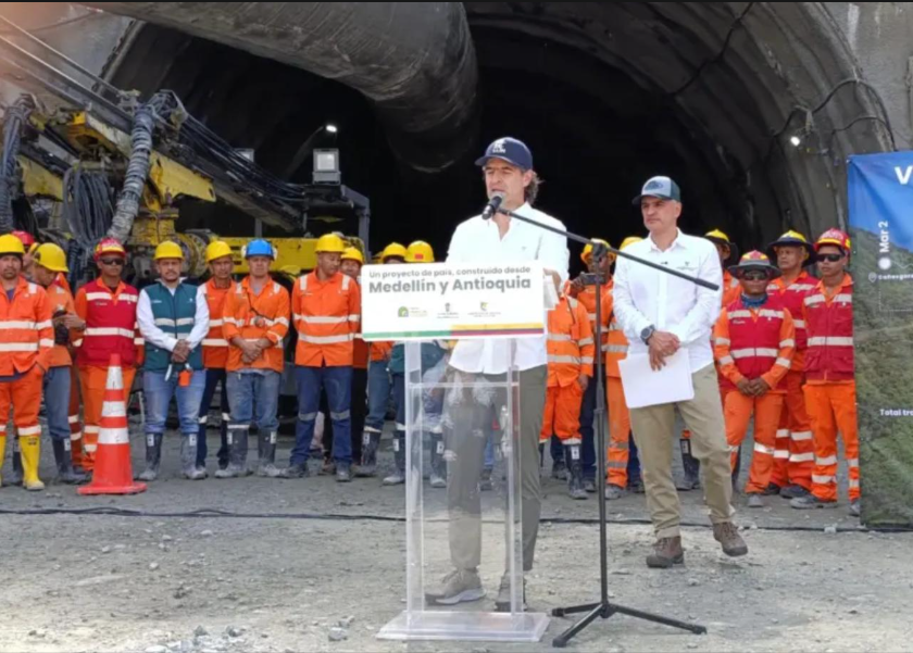 Zanahoria | Medellín asume lo que la Nación dejó: recursos asegurados para la vía al mar